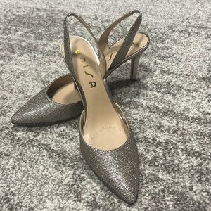Unisa Yumaz 2 Slingback Dress Pump silver/gold/platinum glitter 9.5 m. New.